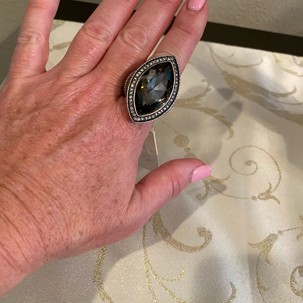 Eve Ring